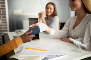 residencia temporal vs residencia permanente en Paraguay